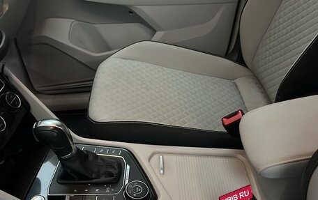 Volkswagen Tiguan II, 2017 год, 2 000 000 рублей, 8 фотография