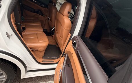 Porsche Cayenne III, 2012 год, 2 480 000 рублей, 13 фотография