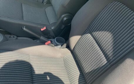 Mitsubishi Colt VI рестайлинг, 2007 год, 550 000 рублей, 2 фотография