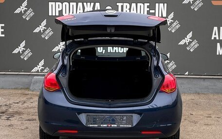 Opel Astra J, 2010 год, 600 000 рублей, 7 фотография