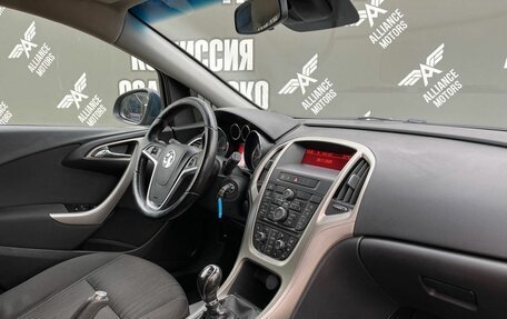 Opel Astra J, 2010 год, 600 000 рублей, 23 фотография