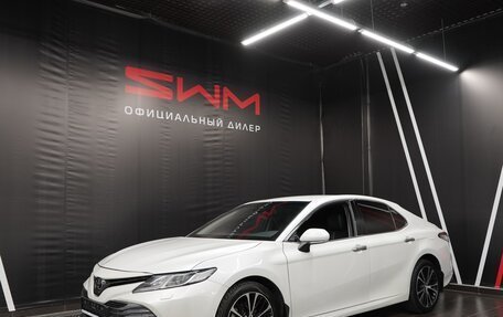 Toyota Camry, 2018 год, 3 423 000 рублей, 1 фотография