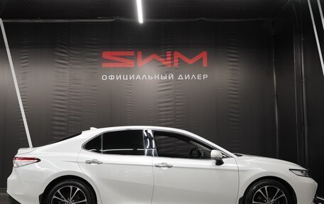 Toyota Camry, 2018 год, 3 423 000 рублей, 6 фотография