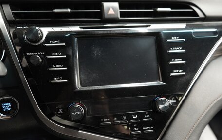 Toyota Camry, 2018 год, 3 423 000 рублей, 16 фотография