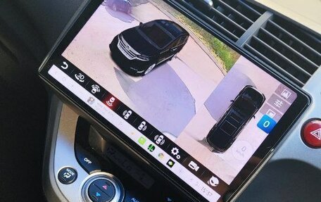 Honda Stream II, 2012 год, 1 300 000 рублей, 31 фотография