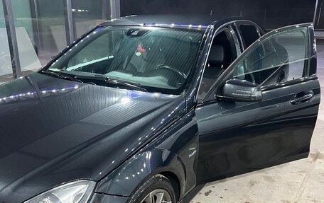 Mercedes-Benz C-Класс, 2011 год, 1 300 000 рублей, 7 фотография