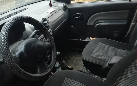 Renault Logan I, 2005 год, 145 000 рублей, 5 фотография