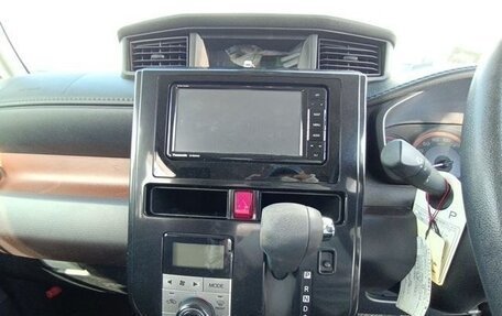 Toyota Tank I, 2018 год, 712 000 рублей, 7 фотография