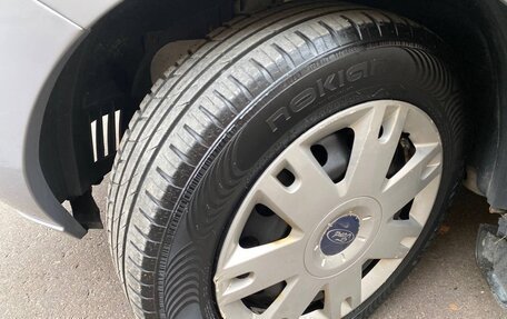 Ford Fusion I, 2011 год, 825 000 рублей, 14 фотография