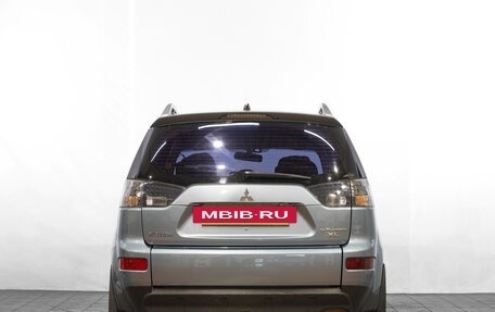 Mitsubishi Outlander III рестайлинг 3, 2008 год, 1 199 000 рублей, 6 фотография