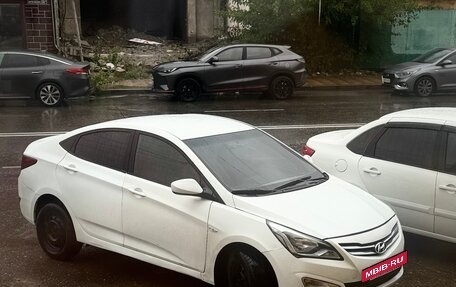 Hyundai Solaris II рестайлинг, 2014 год, 620 000 рублей, 5 фотография