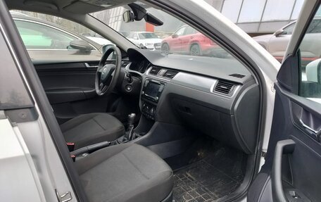 Skoda Rapid I, 2019 год, 850 000 рублей, 6 фотография