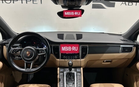 Porsche Macan I рестайлинг, 2017 год, 3 199 000 рублей, 17 фотография