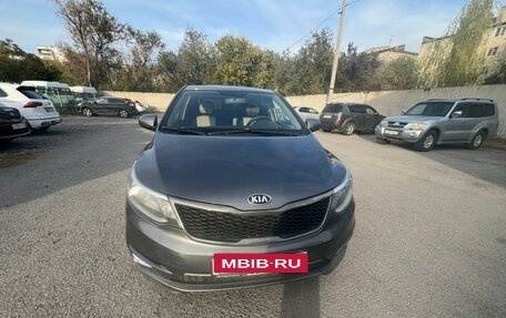 KIA Rio III рестайлинг, 2017 год, 920 000 рублей, 1 фотография