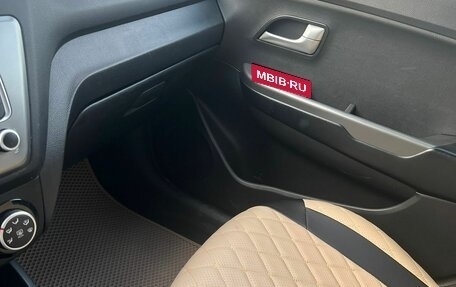 KIA Rio III рестайлинг, 2017 год, 920 000 рублей, 10 фотография