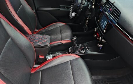 KIA Rio IV, 2020 год, 1 300 000 рублей, 10 фотография