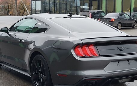 Ford Mustang VI рестайлинг, 2021 год, 3 990 000 рублей, 5 фотография