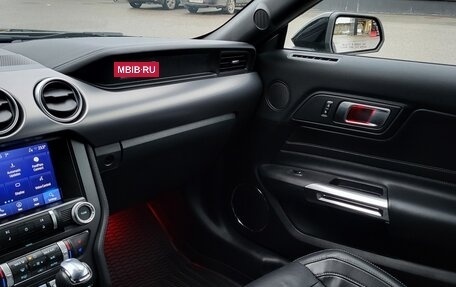 Ford Mustang VI рестайлинг, 2021 год, 3 990 000 рублей, 22 фотография