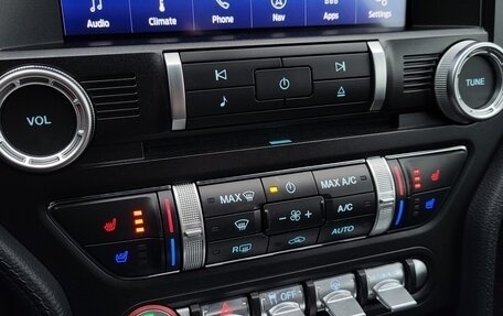 Ford Mustang VI рестайлинг, 2021 год, 3 990 000 рублей, 29 фотография