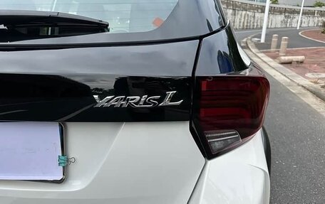 Toyota Yaris XP150 рестайлинг, 2021 год, 1 190 000 рублей, 9 фотография