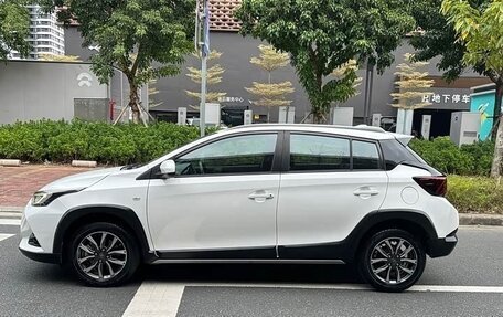 Toyota Yaris XP150 рестайлинг, 2021 год, 1 190 000 рублей, 7 фотография