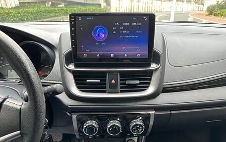 Toyota Yaris XP150 рестайлинг, 2021 год, 1 190 000 рублей, 16 фотография