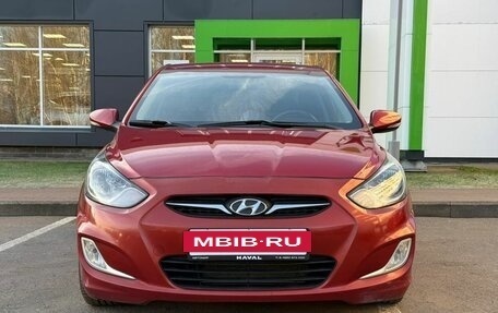 Hyundai Solaris II рестайлинг, 2011 год, 783 000 рублей, 2 фотография