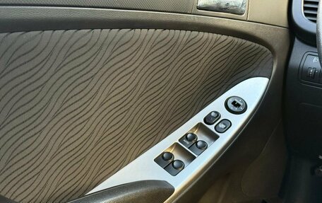 Hyundai Solaris II рестайлинг, 2011 год, 783 000 рублей, 14 фотография