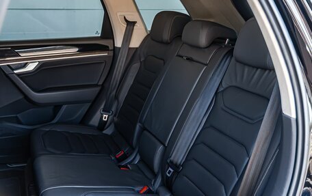 Volkswagen Touareg III, 2018 год, 4 800 000 рублей, 20 фотография