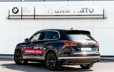 Volkswagen Touareg III, 2018 год, 4 800 000 рублей, 17 фотография