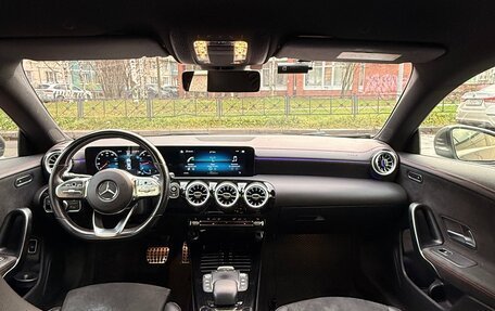 Mercedes-Benz CLA, 2021 год, 3 100 000 рублей, 12 фотография