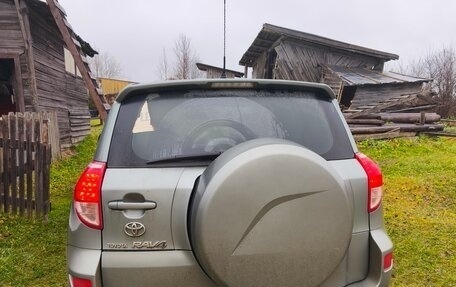 Toyota RAV4, 2005 год, 1 120 000 рублей, 4 фотография