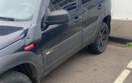 Chevrolet Niva I рестайлинг, 2016 год, 750 000 рублей, 3 фотография