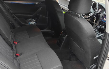 Skoda Octavia, 2019 год, 1 990 000 рублей, 10 фотография