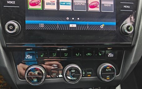 Skoda Octavia, 2019 год, 1 990 000 рублей, 13 фотография