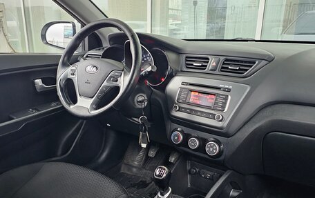 KIA Rio III рестайлинг, 2015 год, 1 019 000 рублей, 5 фотография