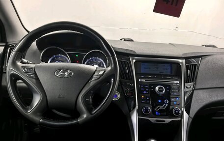 Hyundai Sonata VI, 2010 год, 890 000 рублей, 10 фотография