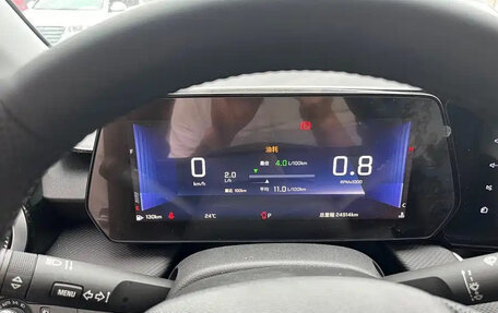 Chevrolet Monza, 2021 год, 1 180 000 рублей, 13 фотография