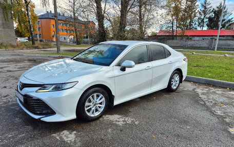 Toyota Camry, 2019 год, 2 830 000 рублей, 6 фотография