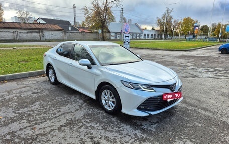 Toyota Camry, 2019 год, 2 830 000 рублей, 5 фотография