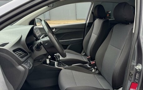 Hyundai Solaris II рестайлинг, 2022 год, 1 730 000 рублей, 10 фотография