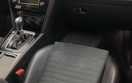 Volkswagen Passat B8 рестайлинг, 2016 год, 1 690 000 рублей, 20 фотография