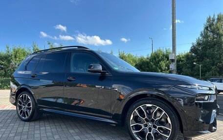 BMW X7, 2025 год, 18 000 000 рублей, 3 фотография