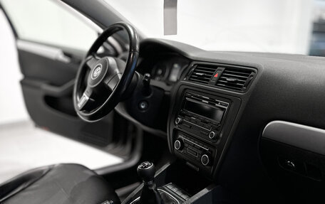 Volkswagen Jetta VI, 2011 год, 844 000 рублей, 9 фотография