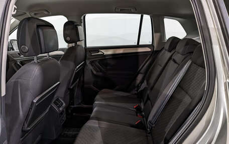 Volkswagen Tiguan II, 2020 год, 2 520 000 рублей, 18 фотография