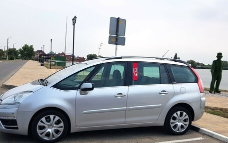 Citroen C4 Picasso II рестайлинг, 2012 год, 850 000 рублей, 2 фотография
