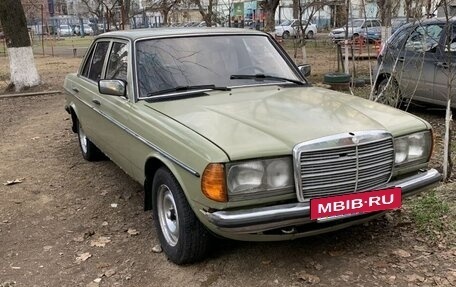 Mercedes-Benz W123, 1983 год, 630 000 рублей, 3 фотография