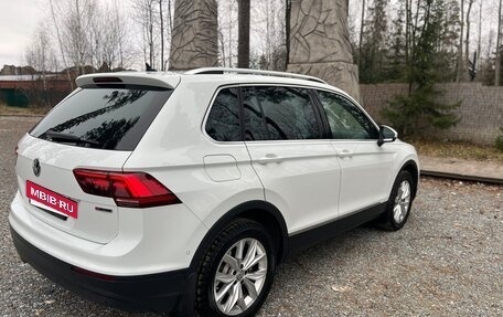Volkswagen Tiguan II, 2020 год, 3 495 000 рублей, 6 фотография