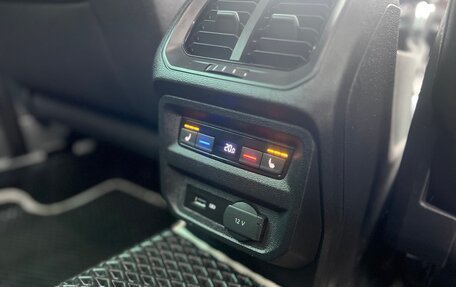 Volkswagen Tiguan II, 2020 год, 3 495 000 рублей, 13 фотография