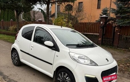 Peugeot 107 I рестайлинг, 2012 год, 560 000 рублей, 14 фотография